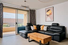 BEACH SUITE
