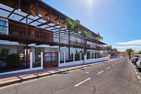 AMARILLA HOME