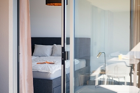 BEACH SUITE